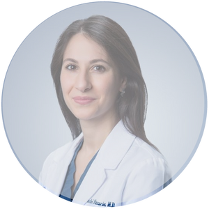 Advantages of Megelin LED Bag vs Dermatologist