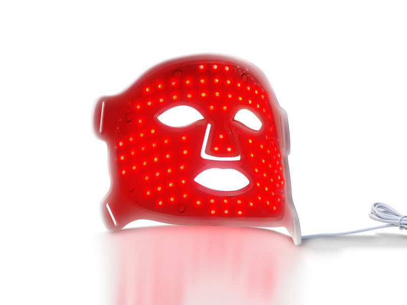 Megelin LED Mask features hundreds of high-quality LEDs, providing deep penetration to target skin concerns at their source. Even light distribution ensures full skin coverage, delivering consistent and visible results for effective at-home care.