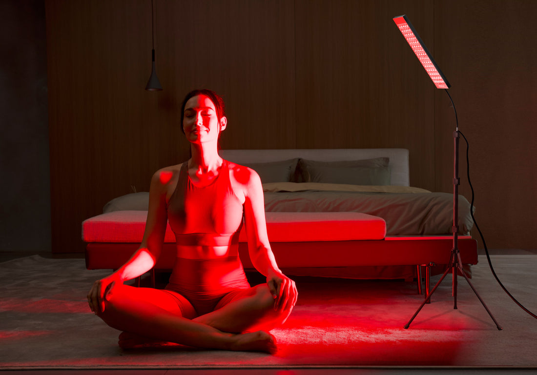 Operating at 100mW/cm², the lamp ensures effective light therapy for improved circulation and temporary relief of discomfort in the targeted areas.