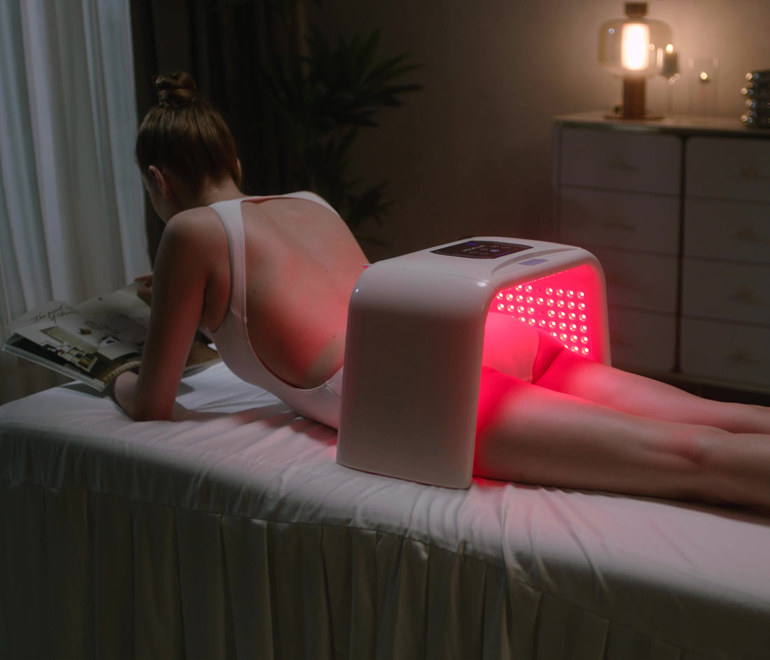 Common issues like waist muscle tension and poor circulation can be treated with near-infrared light from the device, offering both stiffness relief and ciuculation boost.
