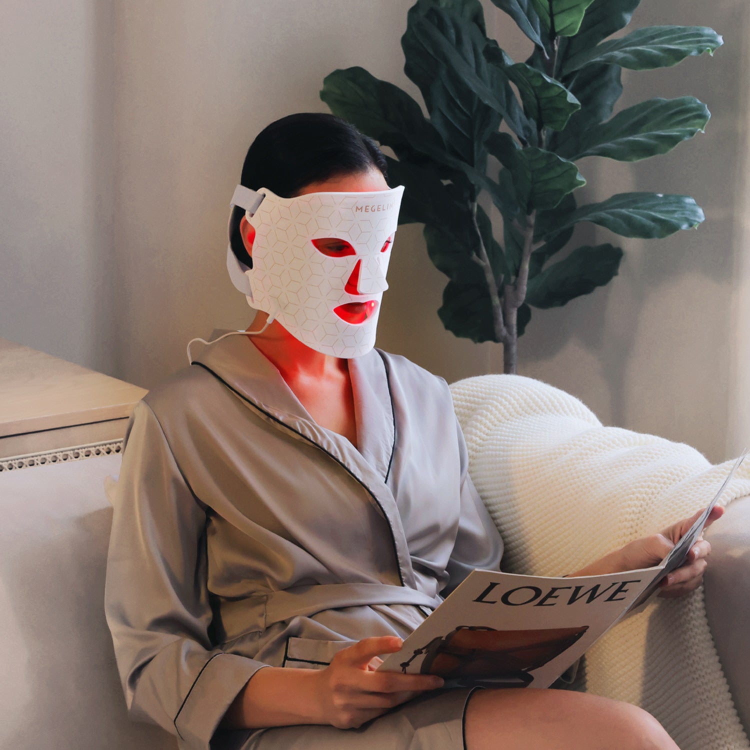 Home use of Red Light Therapy Face Mask
