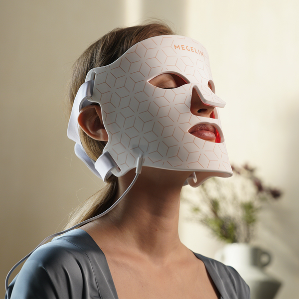 LED Light Therapy Mask - Smooth wrinkles and fine lines, gently clear your acne.