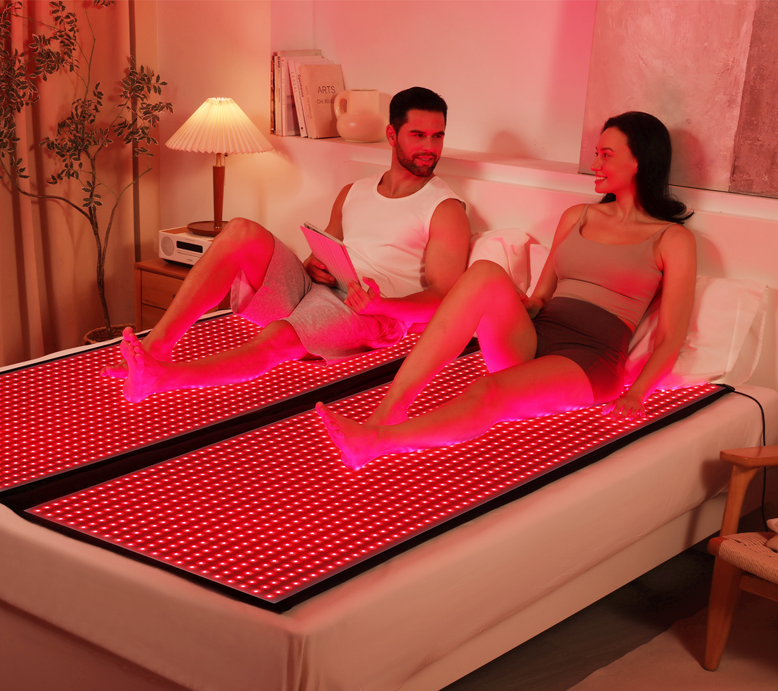 Megelin Red and NIR Light Therapy Bag 