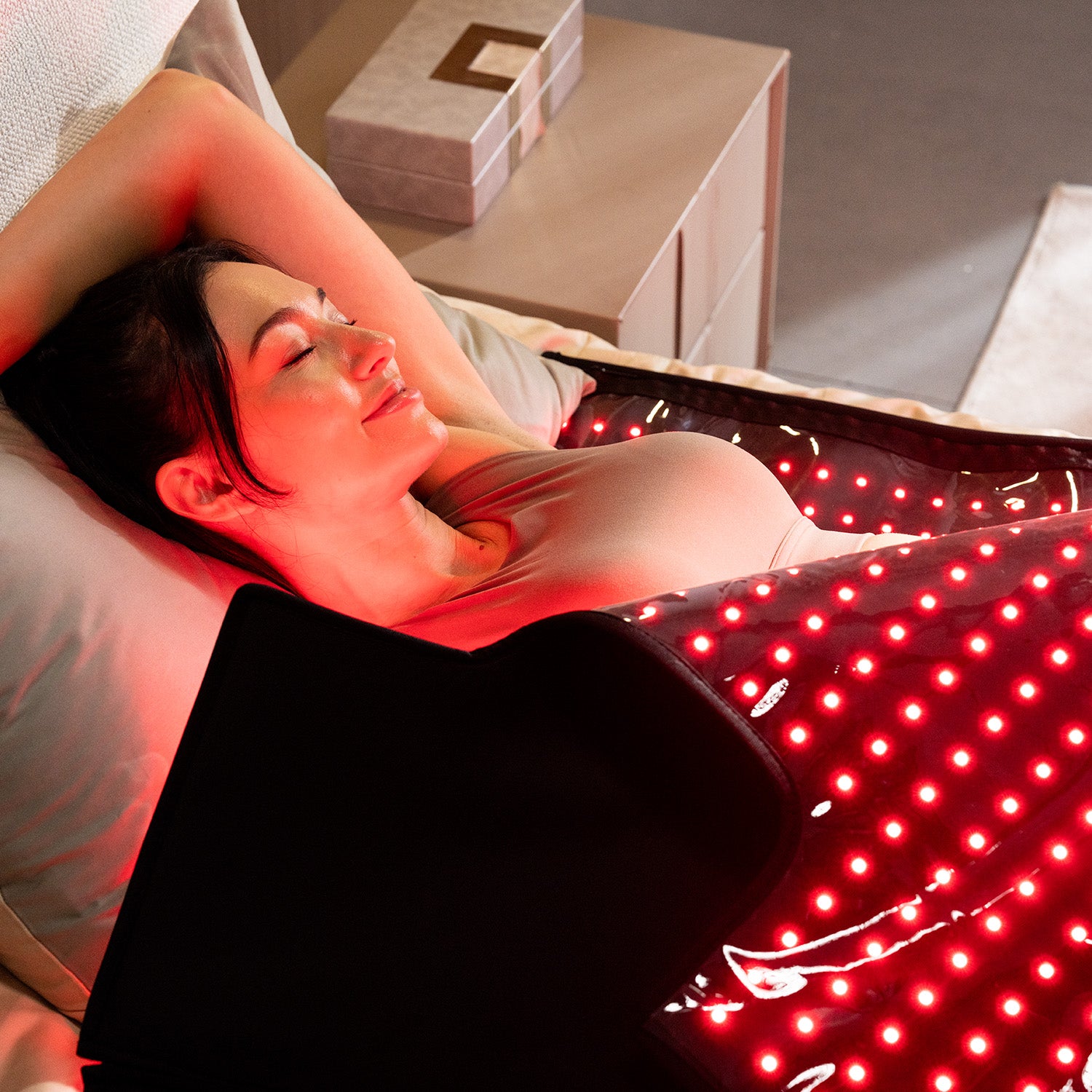 Full-body Infrared Light Therapy mat can make your skin anti-aging and reduce wrinkles