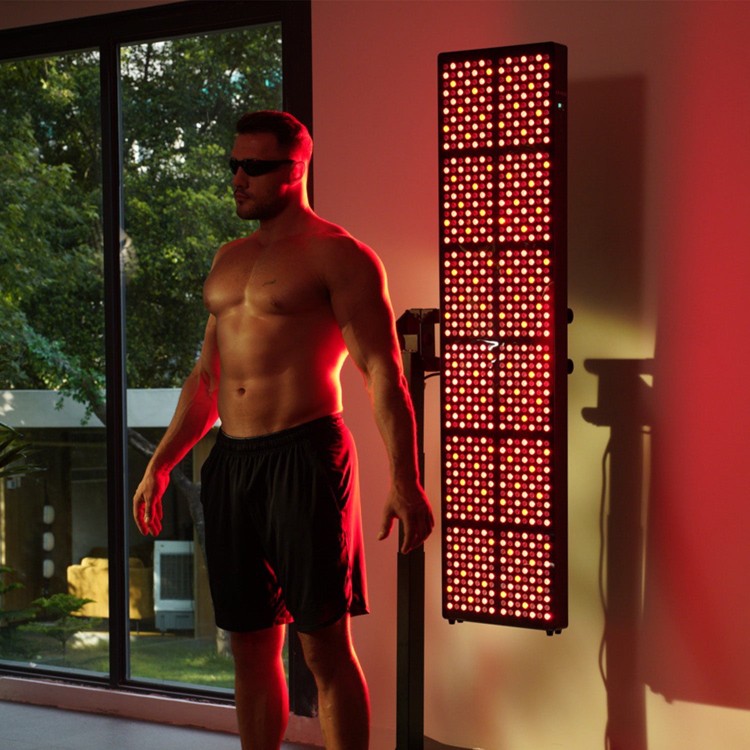 Megelin Max Pro LED Red Light Therapy Panel At Home - Megelin